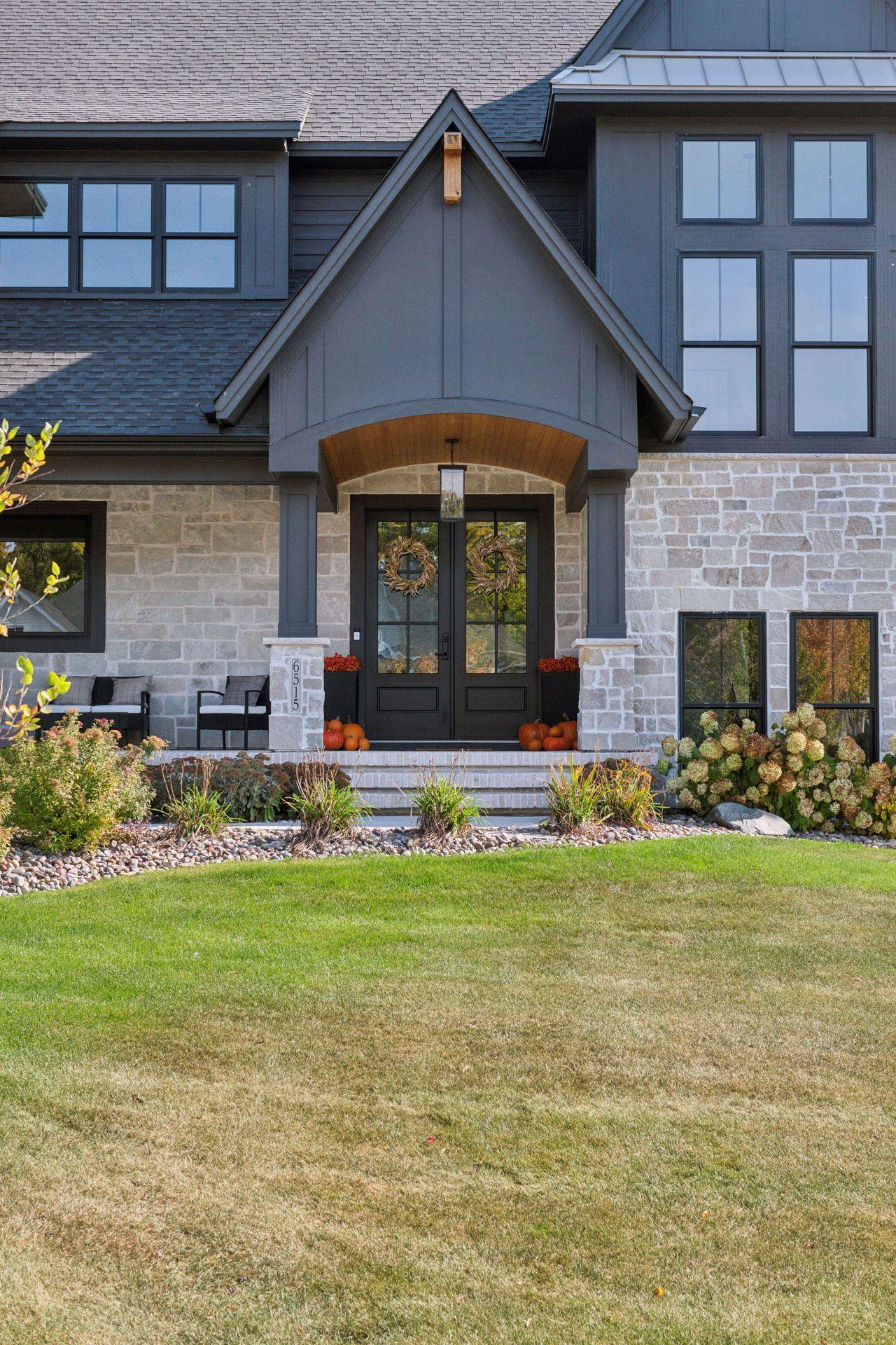 6515 Hawks Pointe Lane Excelsior, MN 55331 - Photo 3 of 57