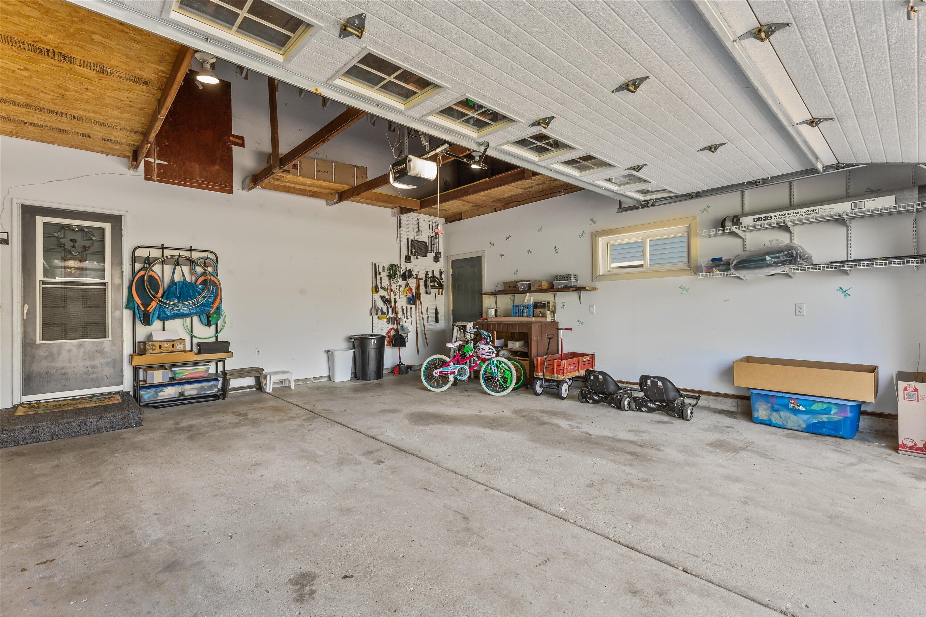 W5010 Hawk Road La Grange, WI 53121 - Photo 44 of 58 Attached garage
