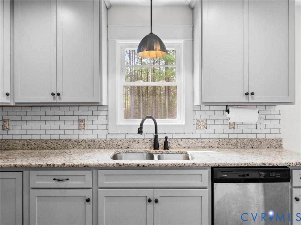 2018 Walnut Tree Place Powhatan, VA 23139 - Photo 15 of 59