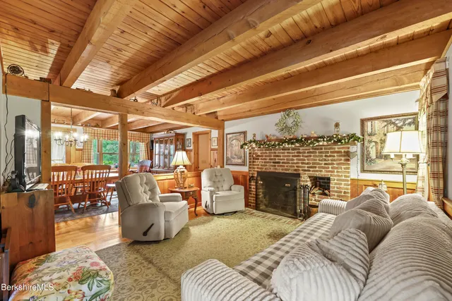 $859,900 | 135 East Street, Lee, MA 01238