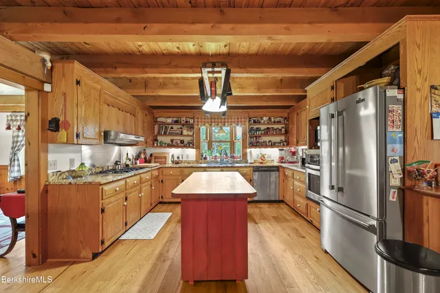 $859,900 | 135 East Street, Lee, MA 01238