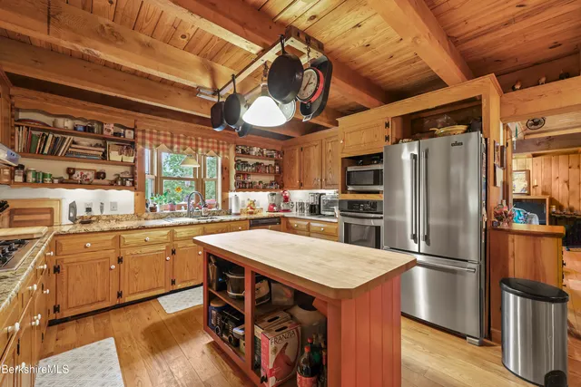 $859,900 | 135 East Street, Lee, MA 01238