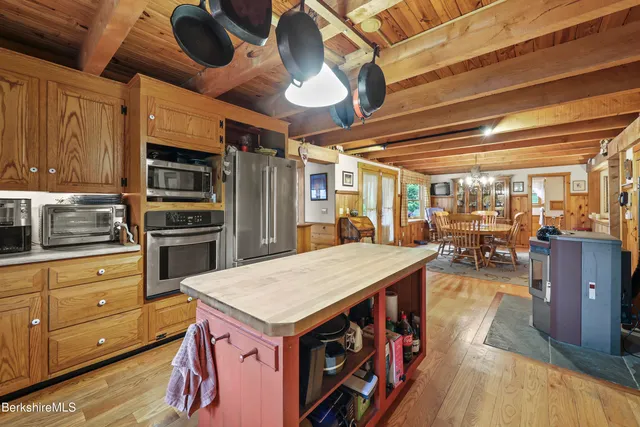 $859,900 | 135 East Street, Lee, MA 01238