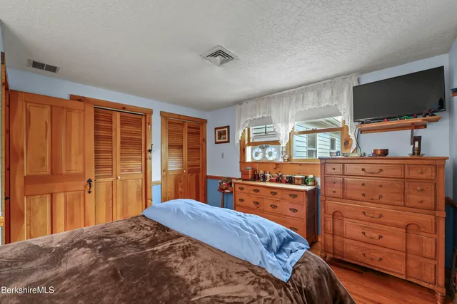 $859,900 | 135 East Street, Lee, MA 01238