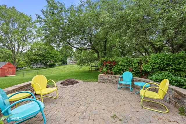 $859,900 | 135 East Street, Lee, MA 01238