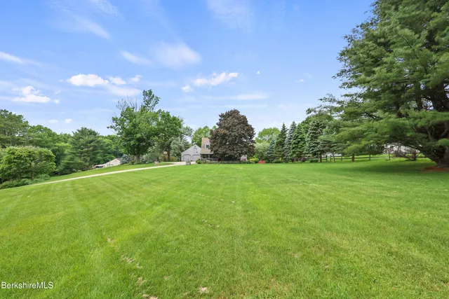 $859,900 | 135 East Street, Lee, MA 01238