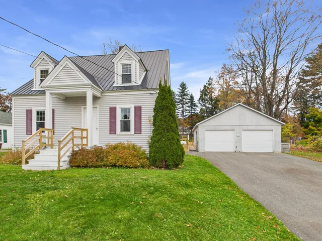 $134,900 | 91 Dudley Street, Presque Isle, ME 04769