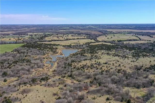 $1,895,000 | 0 State Avenue, Tonganoxie, KS 66086