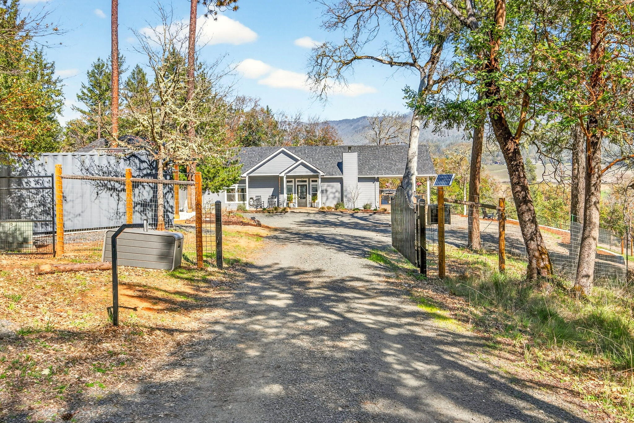 145 Lomas Road Jacksonville, OR 97530 - Photo 51 of 92