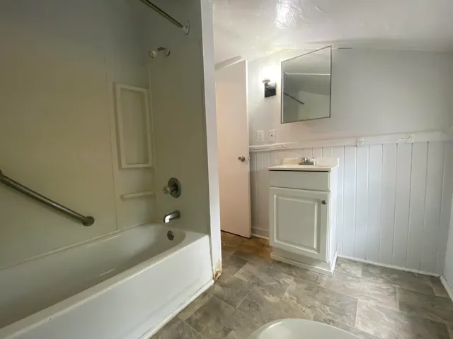 $249,900 | 515 Locust Street, Kalamazoo, MI 49007