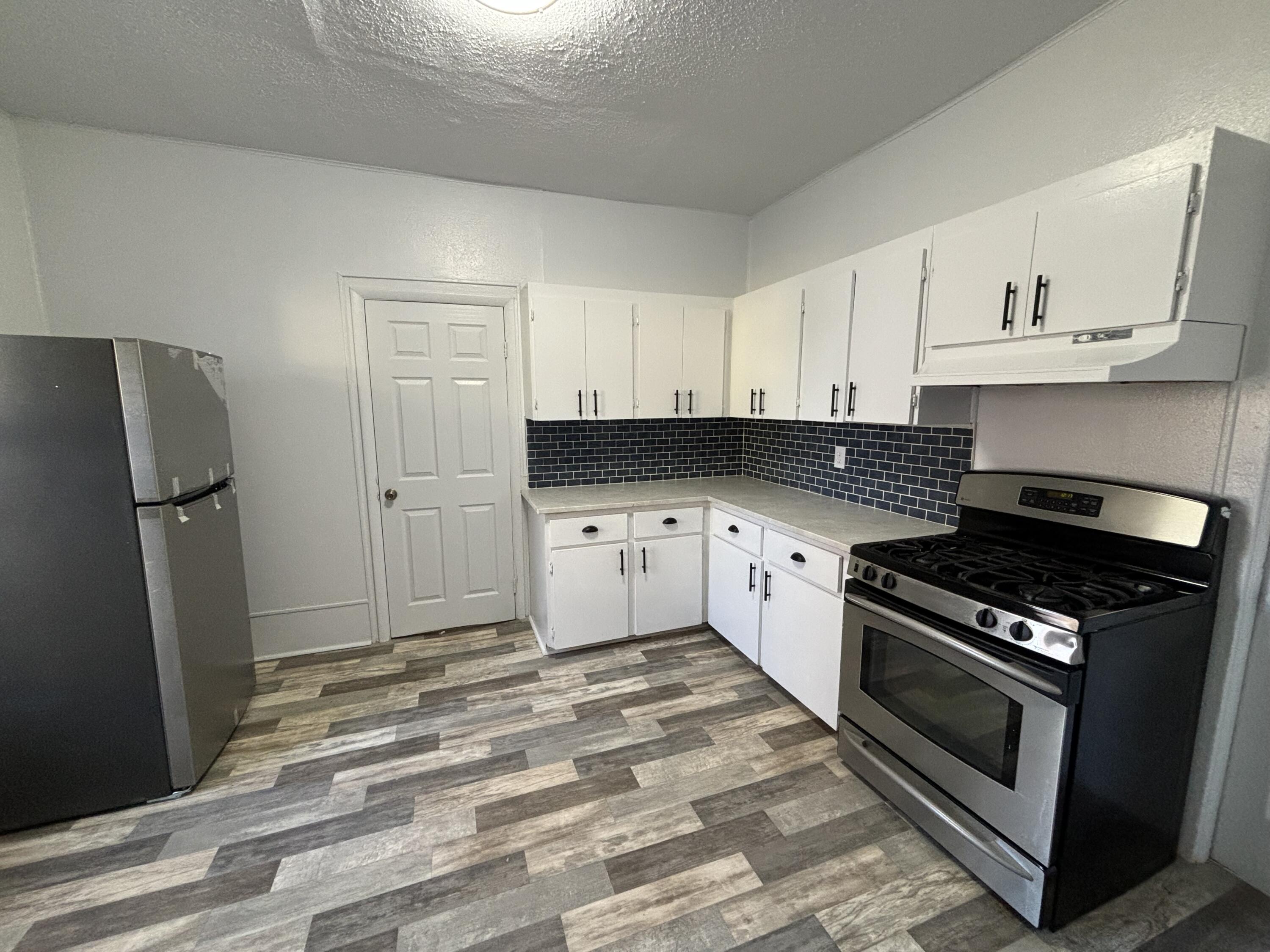 515 Locust Street Kalamazoo, MI 49007 - Photo 2 of 13 Photo Feb 20 2024, 2 47 35 PM