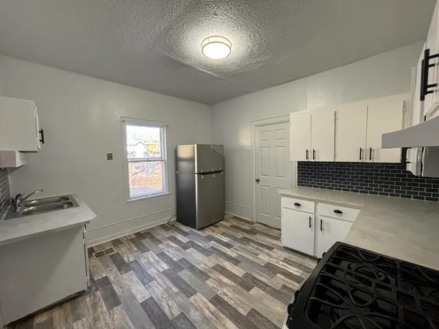 $249,900 | 515 Locust Street, Kalamazoo, MI 49007