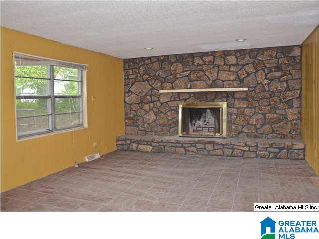 437 Burgundy Road Birmingham, AL 35215 - Photo 2 of 32