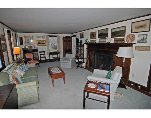 1 Mattarest Lane Dartmouth, MA 02748 - Photo 4 of 8