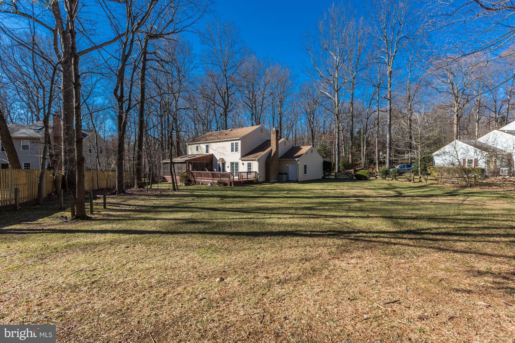 12304 Cannonball Road Fairfax, VA 22030 - Photo 29 of 30 Exterior (Rear)