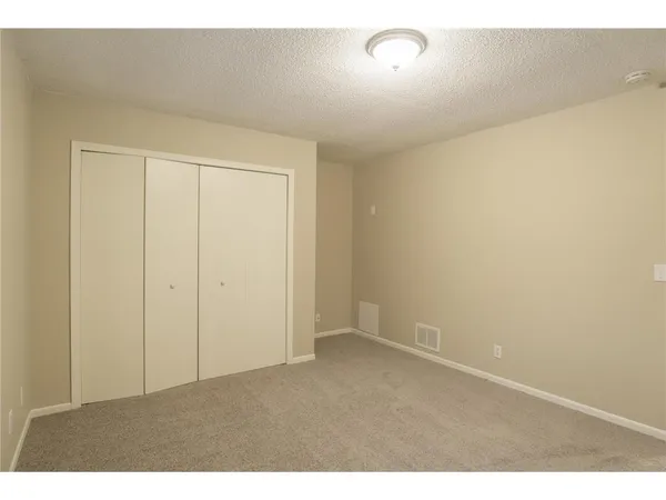 $2,000 | 38 Winona Street West, St. Paul, MN 55107