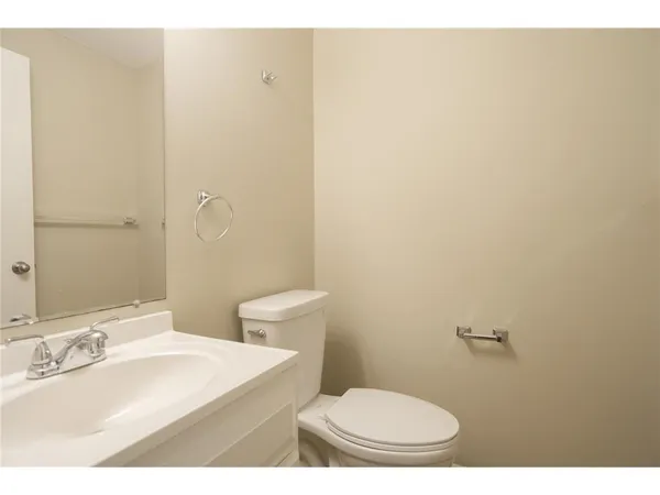 $2,000 | 38 Winona Street West, St. Paul, MN 55107