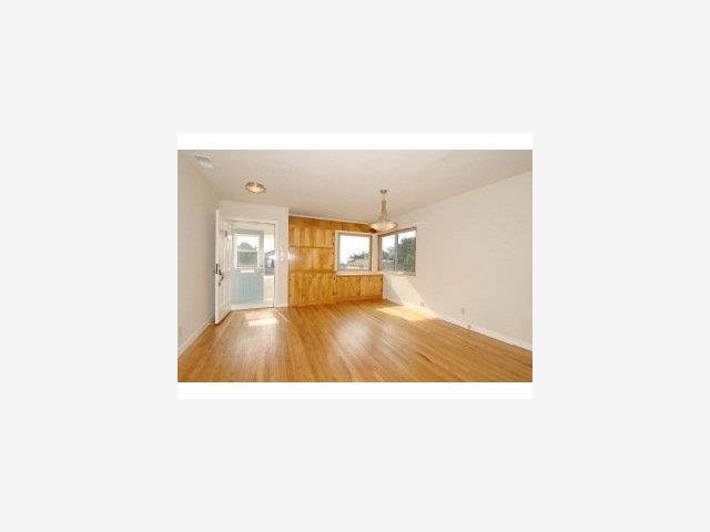 323 Clifton Road Pacifica, CA 94044 - Photo 3 of 5 Gallery Image 3