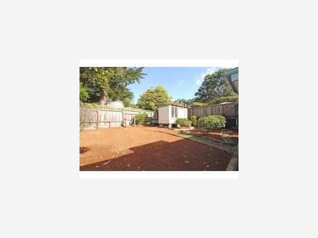 323 Clifton Road Pacifica, CA 94044 - Photo 5 of 5 Gallery Image 5