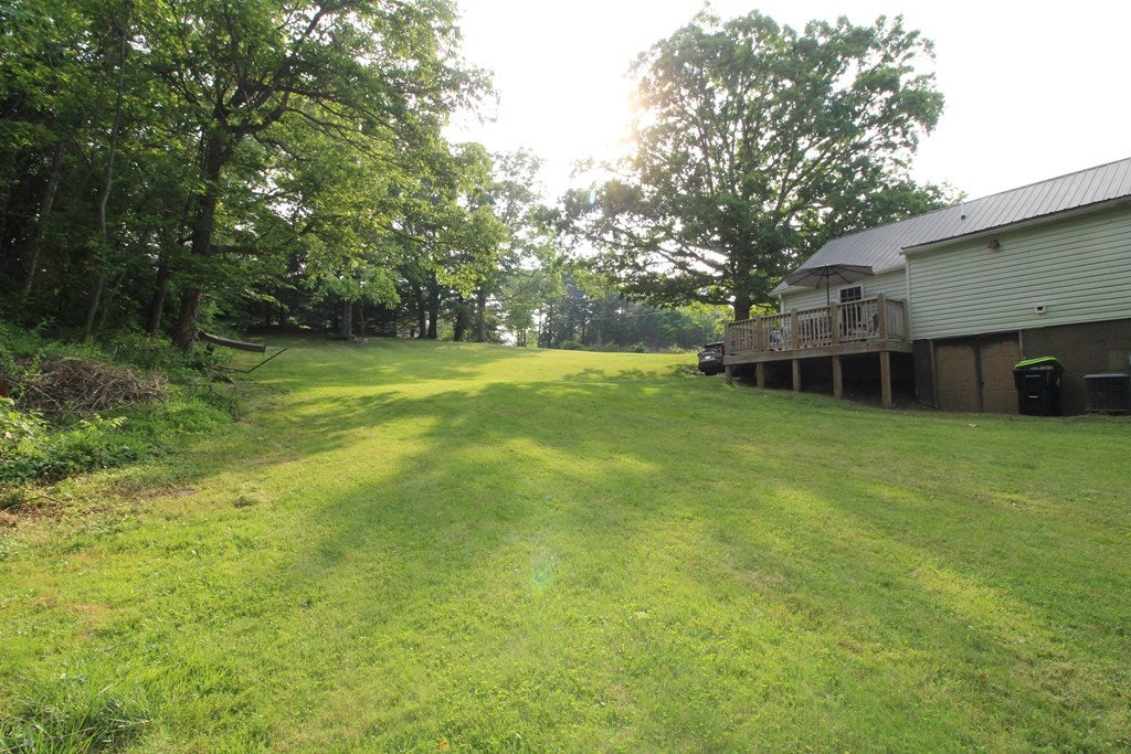 294 Deer Ridge Road Hillsville, VA 24343 - Photo 70 of 81 Gallery Image 70