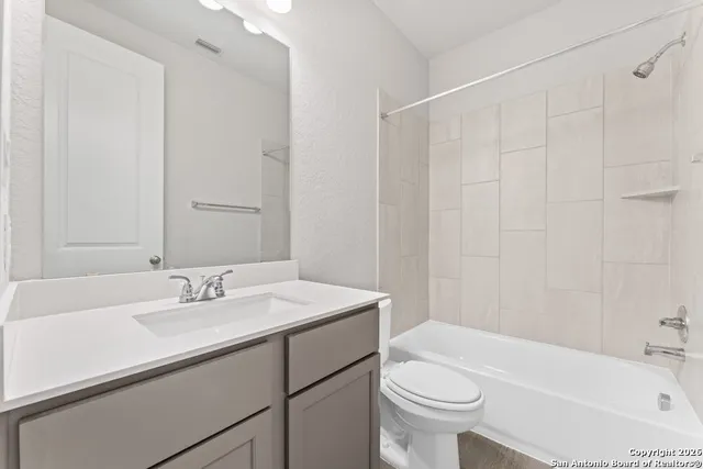 $2,400 | 9506 Totoro Haven, San Antonio, TX 78254