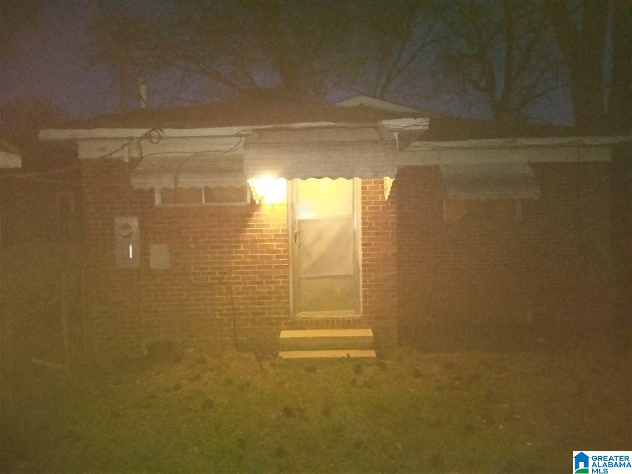 820 26th Street Southwest Birmingham, AL 35211 - Photo 2 of 13