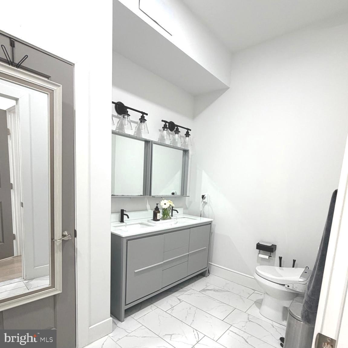 2239 Tasker Street Philadelphia, PA 19145 - Photo 29 of 66