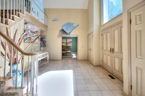 a view of entryway with a front door