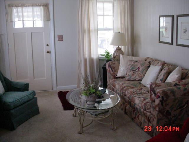 1327 Master Drive Decatur, IN 46733 - Photo 2 of 11