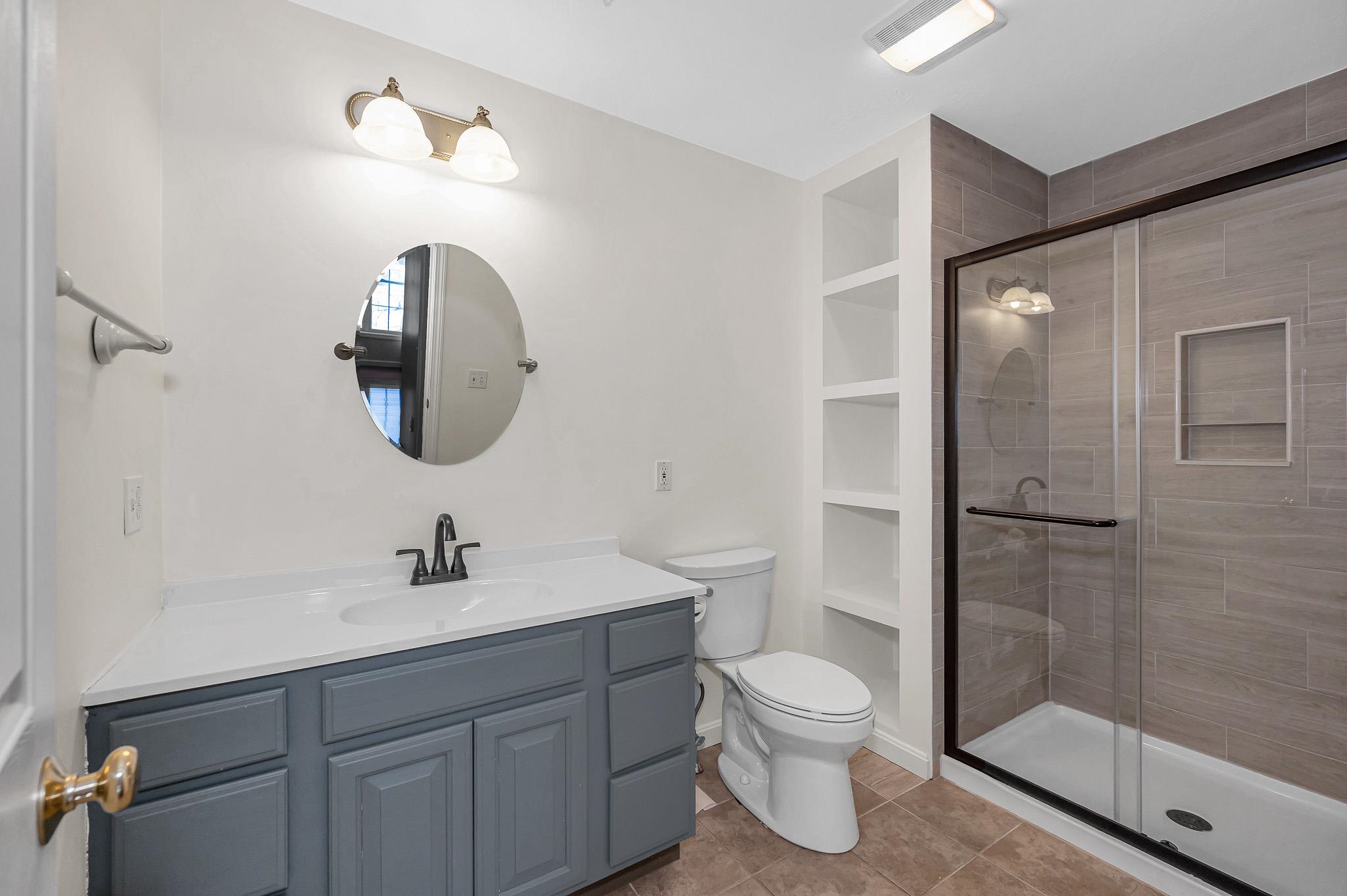 71 North High Street, Unit 1 Derry, NH 03038 - Photo 15 of 37