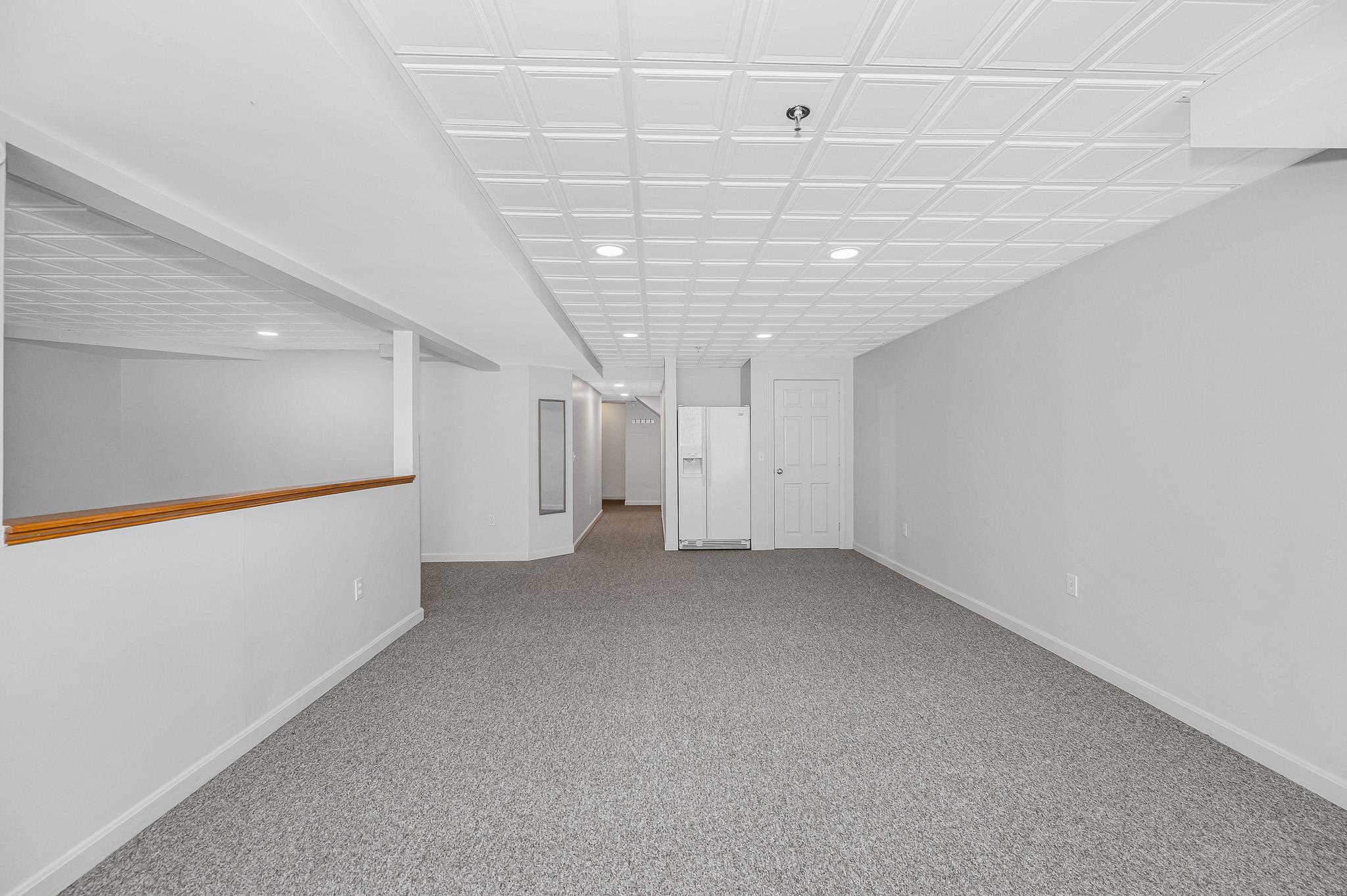 71 North High Street, Unit 1 Derry, NH 03038 - Photo 29 of 37