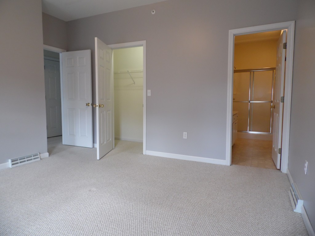 29 Castle Hills Road, Unit F Agawam, MA 01001 - Photo 6 of 9 Gallery Image 6