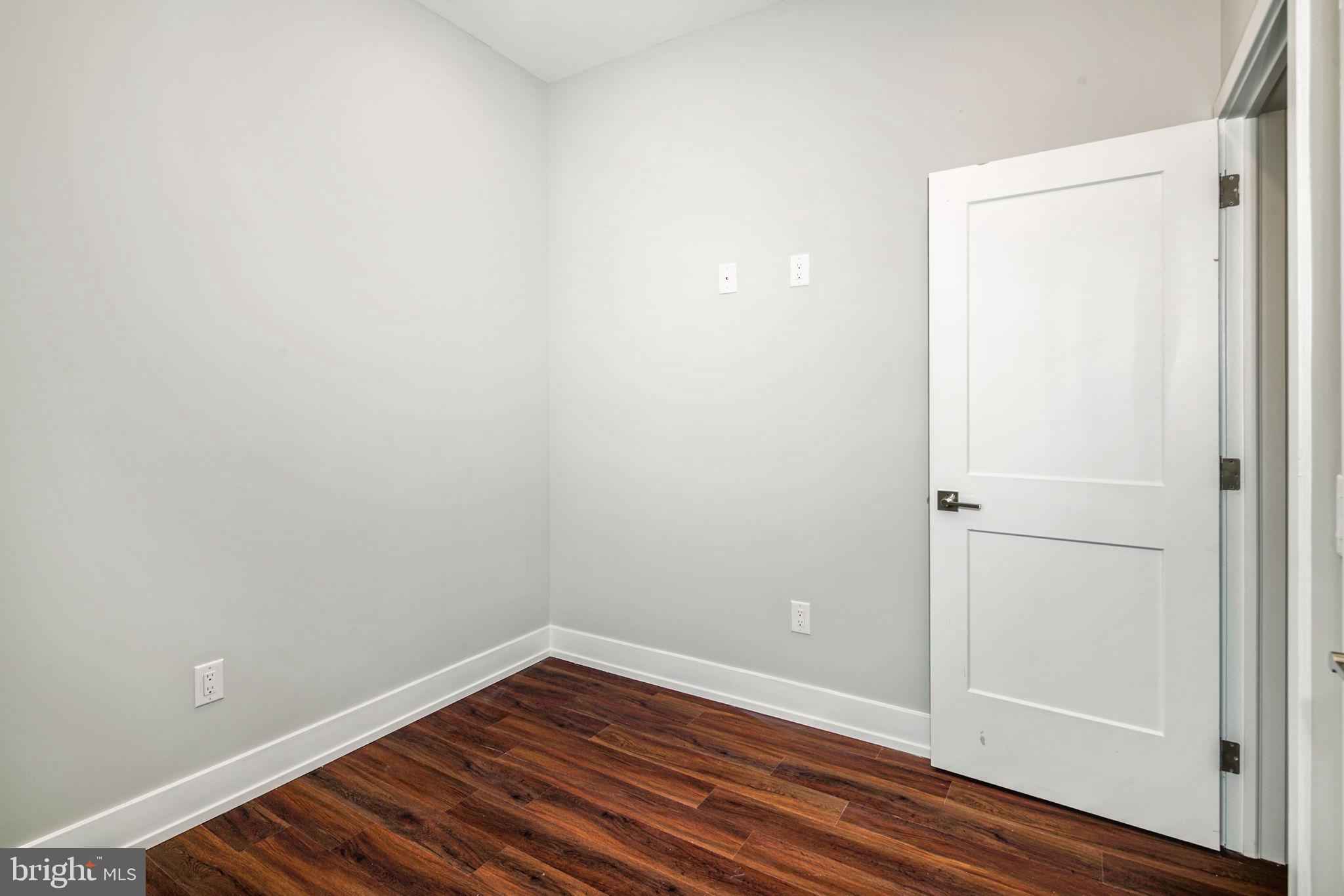 1527-29 Ridge Avenue, Unit 4B Philadelphia, PA 19130 - Photo 17 of 33