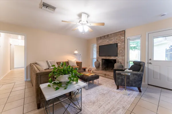 $264,000 | 25019 Barmby Drive, Spring, TX 77389