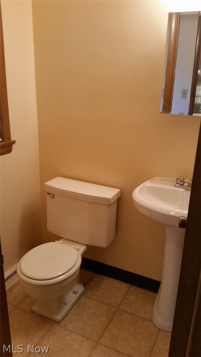 3633 Langton Road Cleveland, OH 44121 - Photo 13 of 19 Gallery Image 13
