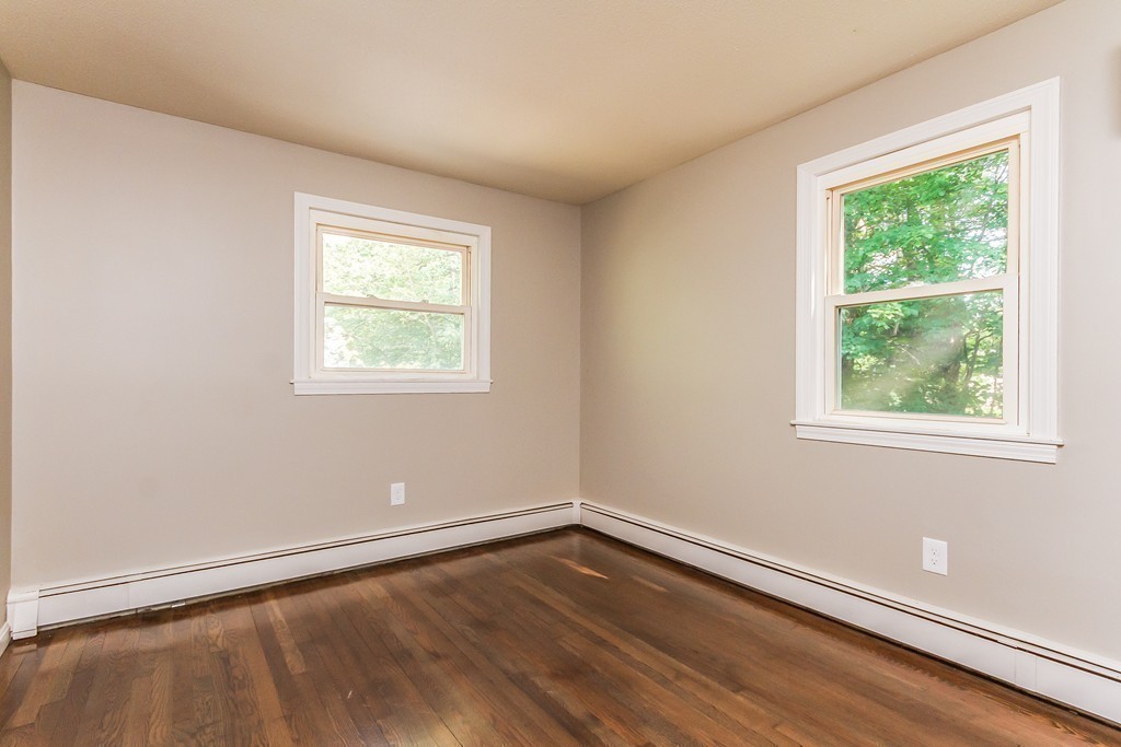 6 Reagan Road Townsend, MA 01469 - Photo 14 of 30 Gallery Image 14
