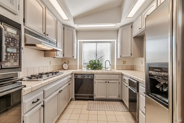 $550,000 | 2016 Stonefield Lane, Santa Rosa, CA 95403