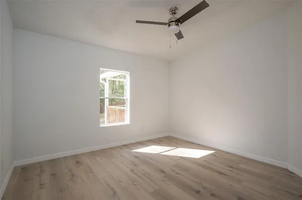 $229,900 | 14327 Northeast 136th Place, Waldo, FL 32694