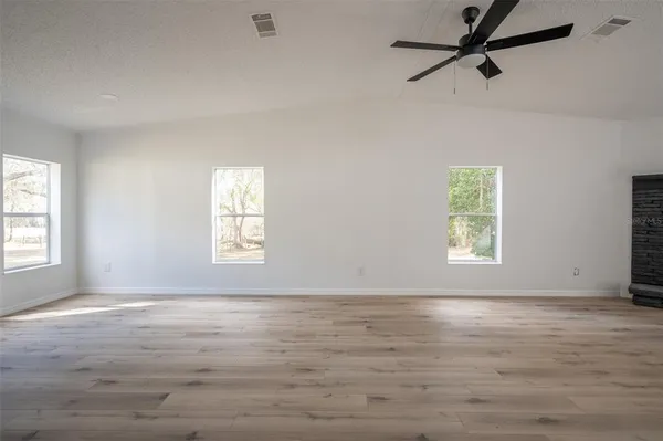 $229,900 | 14327 Northeast 136th Place, Waldo, FL 32694