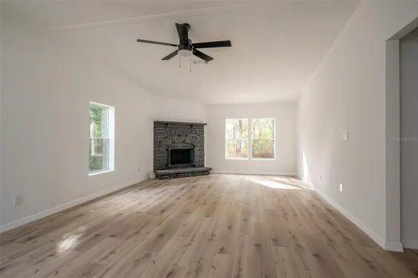 $229,900 | 14327 Northeast 136th Place, Waldo, FL 32694