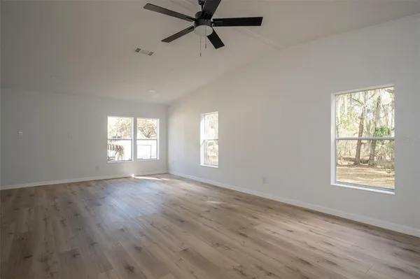 $229,900 | 14327 Northeast 136th Place, Waldo, FL 32694