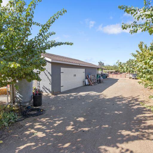 337 South Anderson Road Exeter, CA 93221 - Photo 46 of 60 LW-oX_50