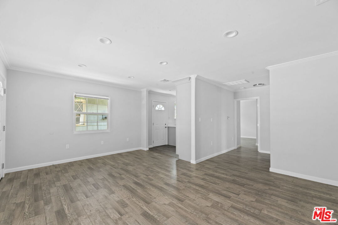 1960 North Ontario Street Burbank, CA 91505 - Photo 5 of 16 wooden floor in an empty room