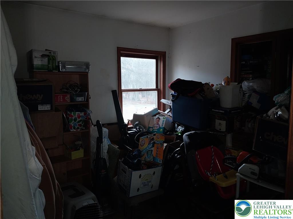 2108 Fox Road Bushkill, PA 18324 - Photo 28 of 98