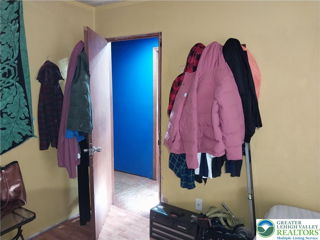 2108 Fox Road Bushkill, PA 18324 - Photo 35 of 98 a view of a walk in closet