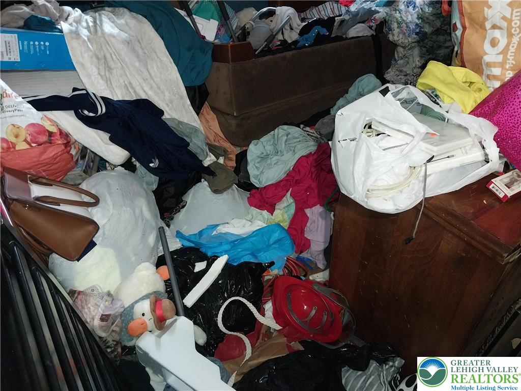 2108 Fox Road Bushkill, PA 18324 - Photo 46 of 98