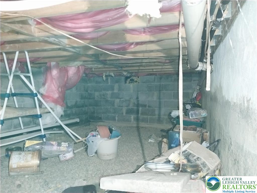 2108 Fox Road Bushkill, PA 18324 - Photo 59 of 98