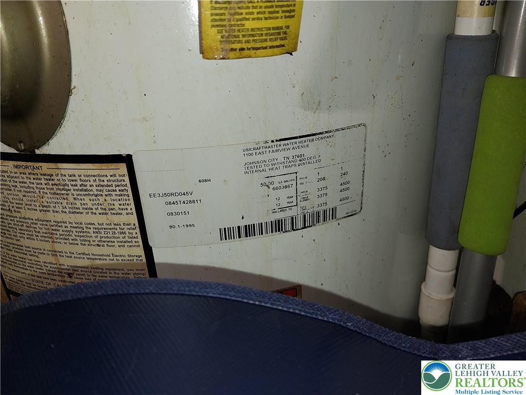 2108 Fox Road Bushkill, PA 18324 - Photo 65 of 98