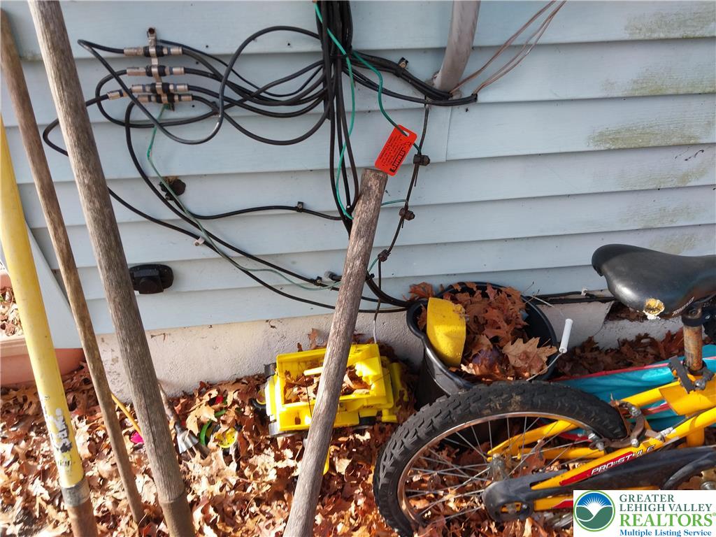 2108 Fox Road Bushkill, PA 18324 - Photo 78 of 98