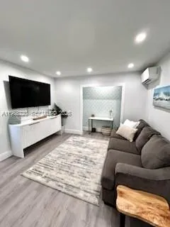 $1,300 | 15001 Leisure Drive, Unit 2, Homestead, FL 33033